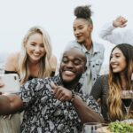 How to Maintain a Healthy Balance Between Independence and Interdependence in Relationships