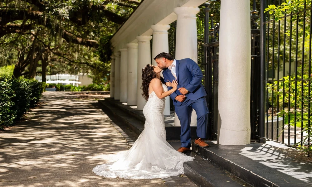 How Micro Wedding Packages Compare to Traditional Weddings